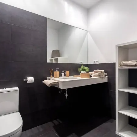 Beautiful & Central Flat Near Sagrada Familia Barcelona