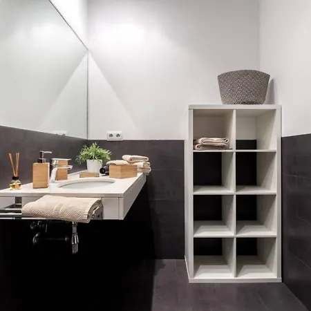 Beautiful & Central Flat Near Sagrada Familia *
