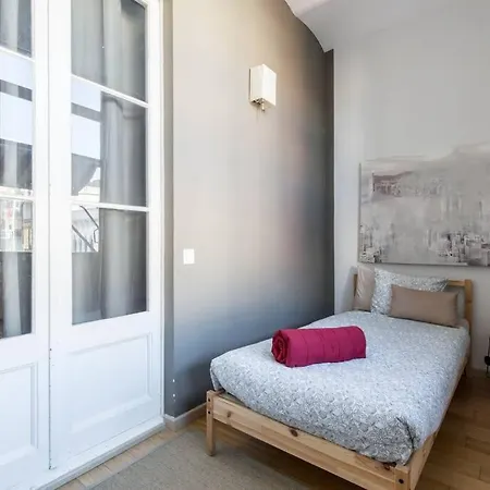 Beautiful & Central Flat Near Sagrada Familia *