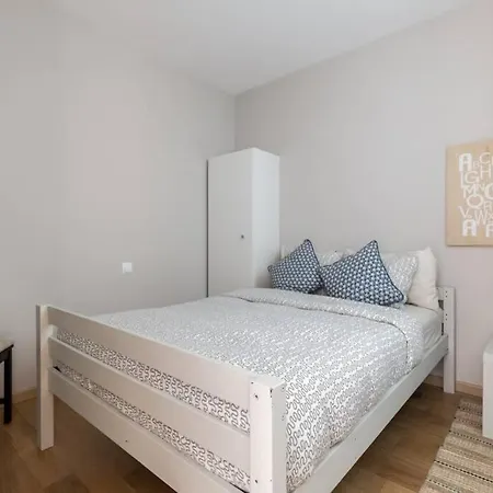Beautiful & Central Flat Near Sagrada Familia *