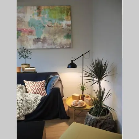 Beautiful & Central Flat Near Sagrada Familia Apartment *